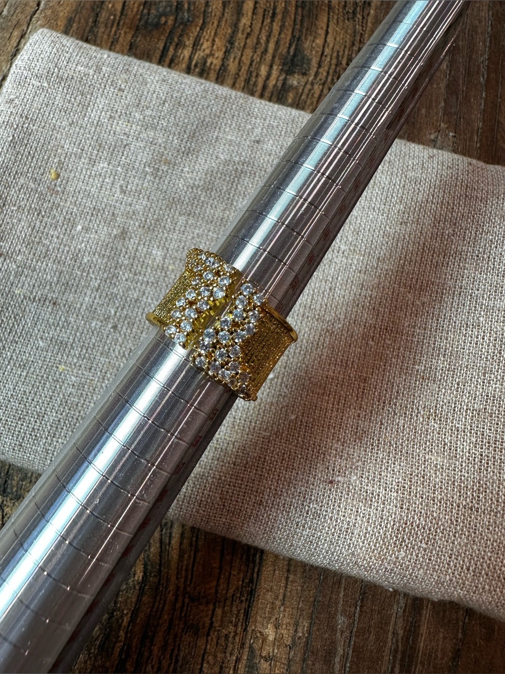 Gold Crystal Wide Band Ring - Elegant Women’s Jewelry - Picture 4 of 5